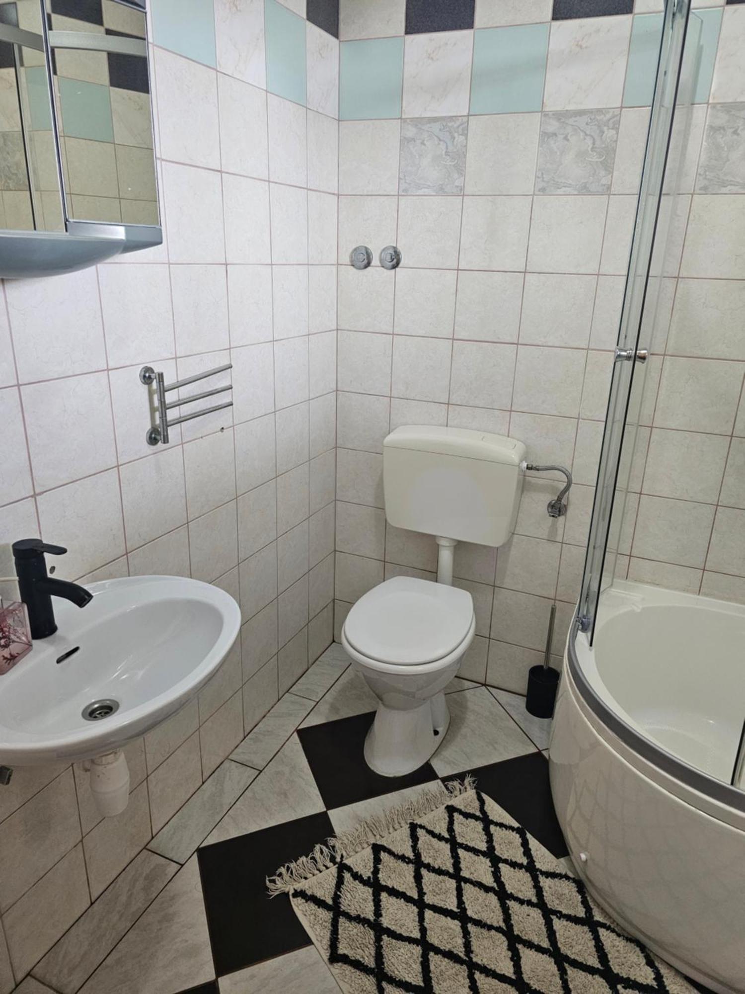 Apartment Valentina Brocanac Bagian luar foto